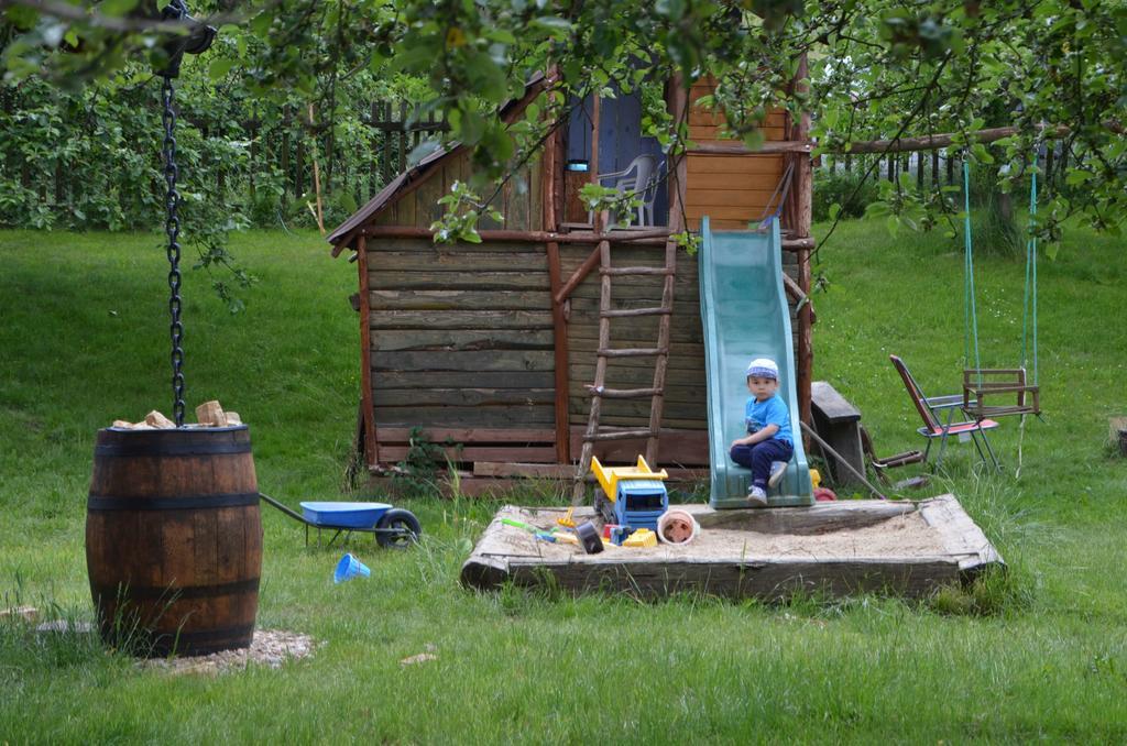 Ubytovani Na Vejminku Apartment Rtyne v Podkrkonosi Exterior photo